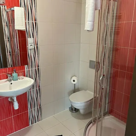 Przytulny Kolejova 12 - Blisko Centrum, Idealny Dla Par